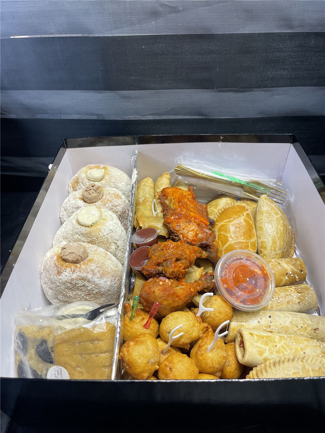 Treat Box, design 2 by Anah Cakes