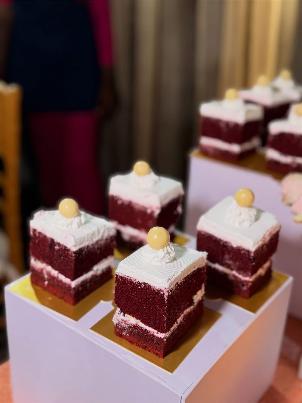 Outdoor Events, design 3 by Anah Cakes