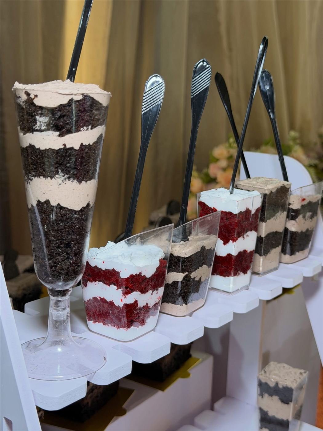 Outdoor Events, design 4 by Anah Cakes