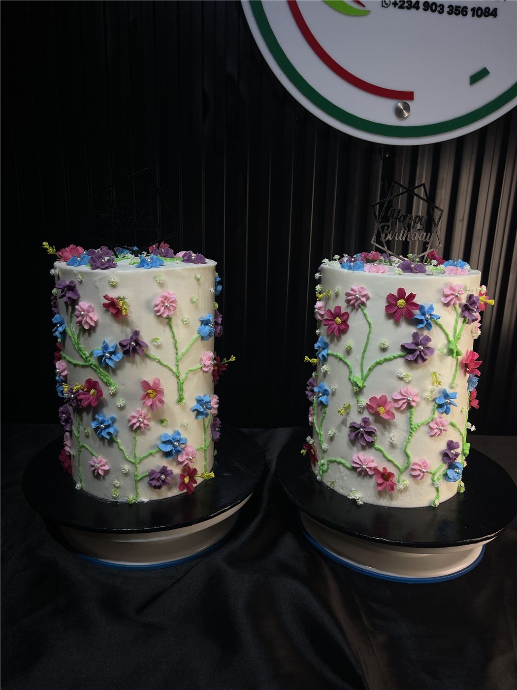 Custom Cakes, design 13 by Anah Cakes