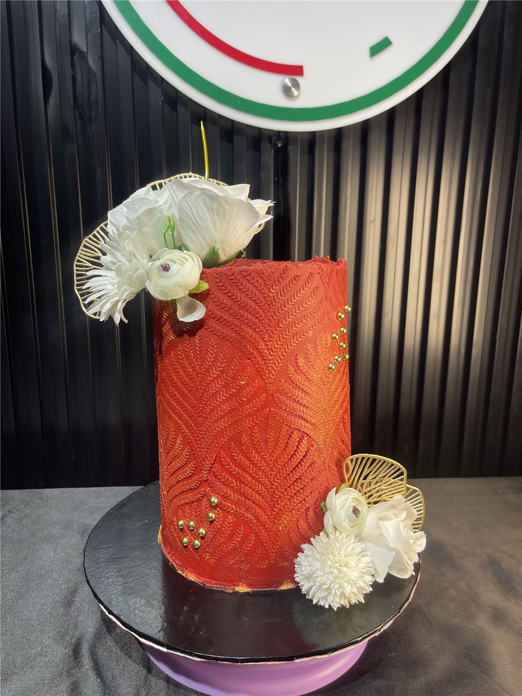 Custom Cakes, design 14 by Anah Cakes