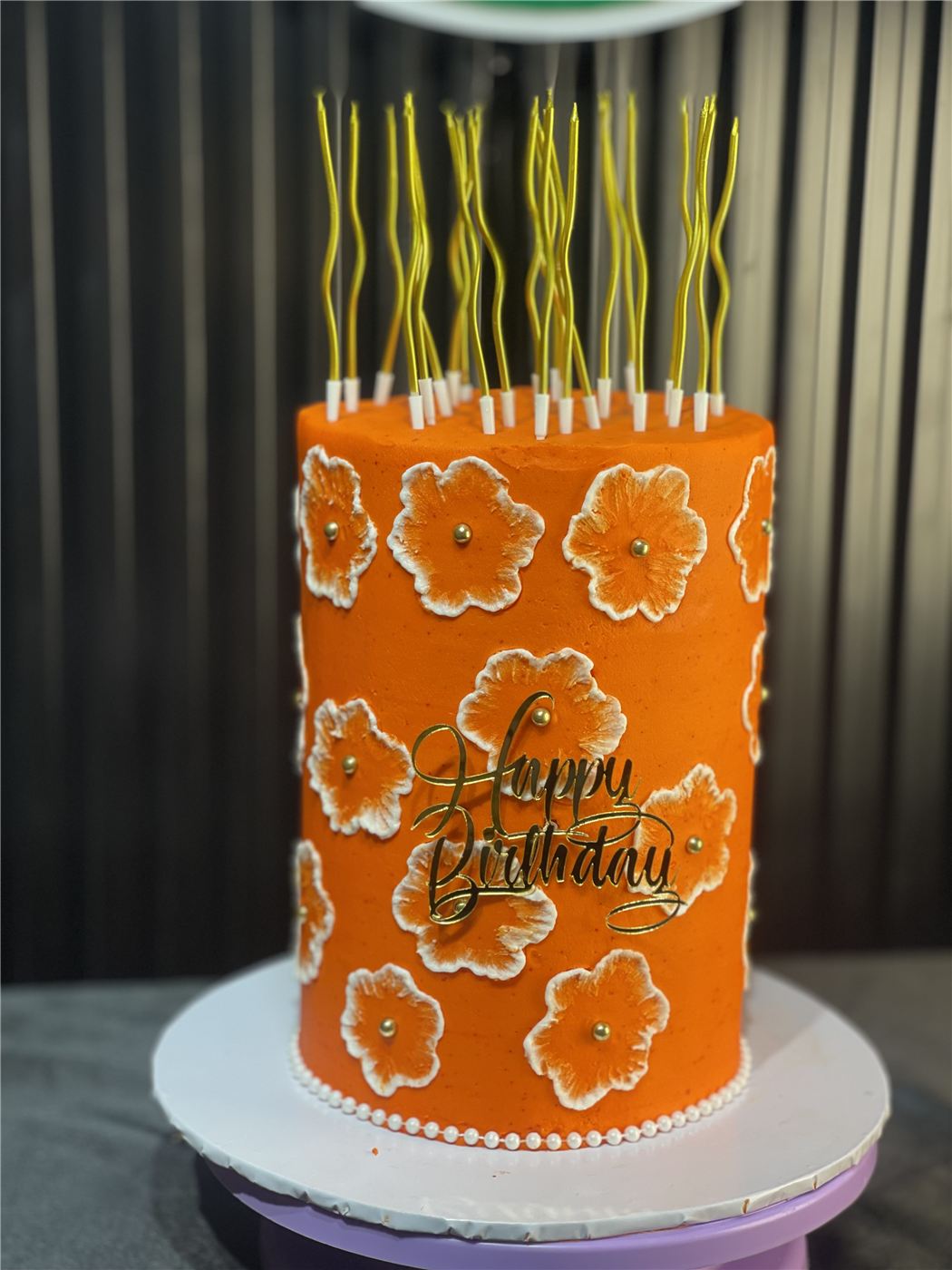 Custom Cakes, design 15 by Anah Cakes