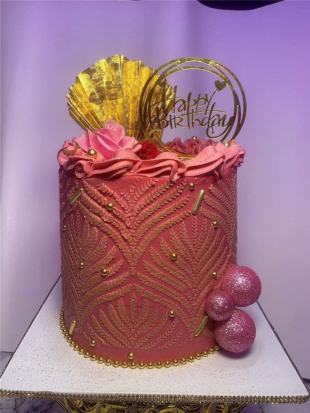 7 inch, 3 Layers, design 2 by Anah Cakes